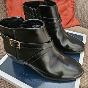 Brand New Karen Scott Black Ankle Boots with Gold Buckle